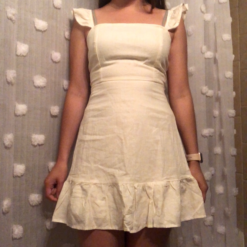 sold /// NWOT Ruffle Dress 😍 - Picture 6 of 7